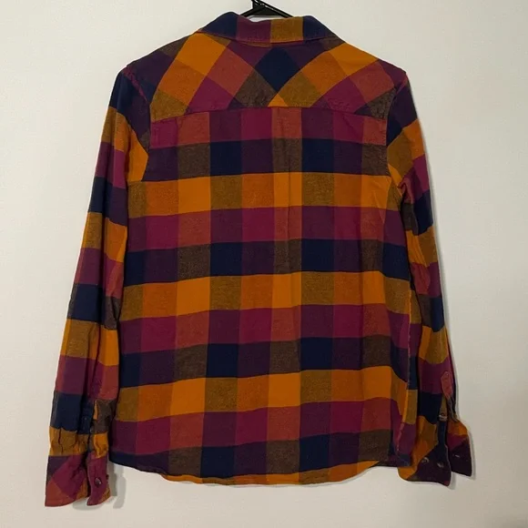 Natural Reflections Plaid Button Down - Picture 2 of 7